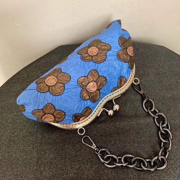 Vintage Embossed Floral Leather Clutch/Wristlet/Crossbody & 2 Chain Styles - Picture 5 of 14